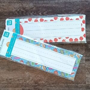 Teacher Created Resources Name Plates - Apple and Animal Designs